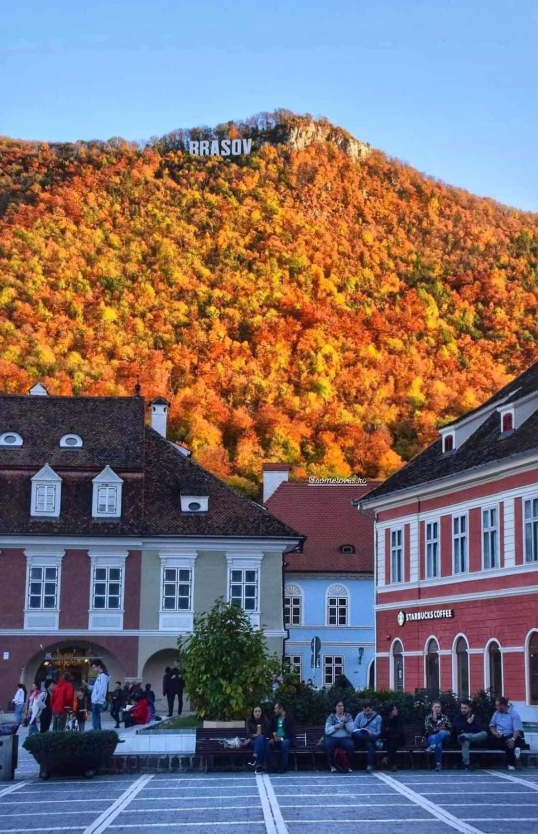 Alpine Sunrise Residence - Brasov Old Center Luaran gambar